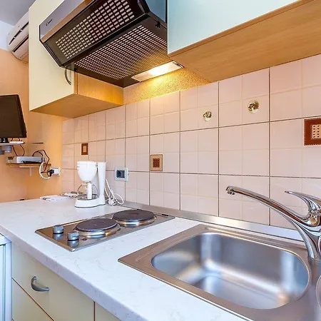 Nevija Apartment *