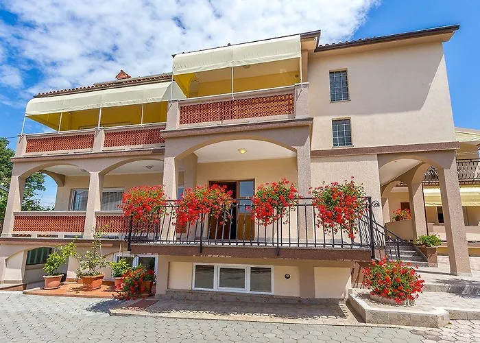 Appartement Nevija *