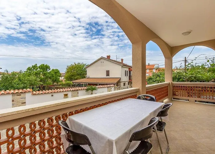 Appartement Nevija *